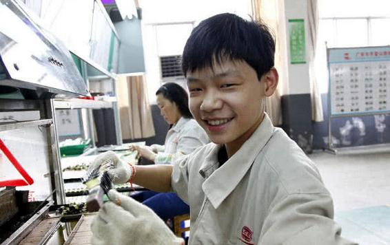 KAIYUN很多机械加工厂很难招到人是因为员工太挑剔吗？老员工说出实话(图3)