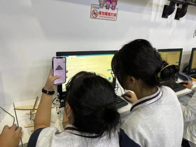 【口述塘桥】5个KAIYUN小房间一所微型“大学”(图3)