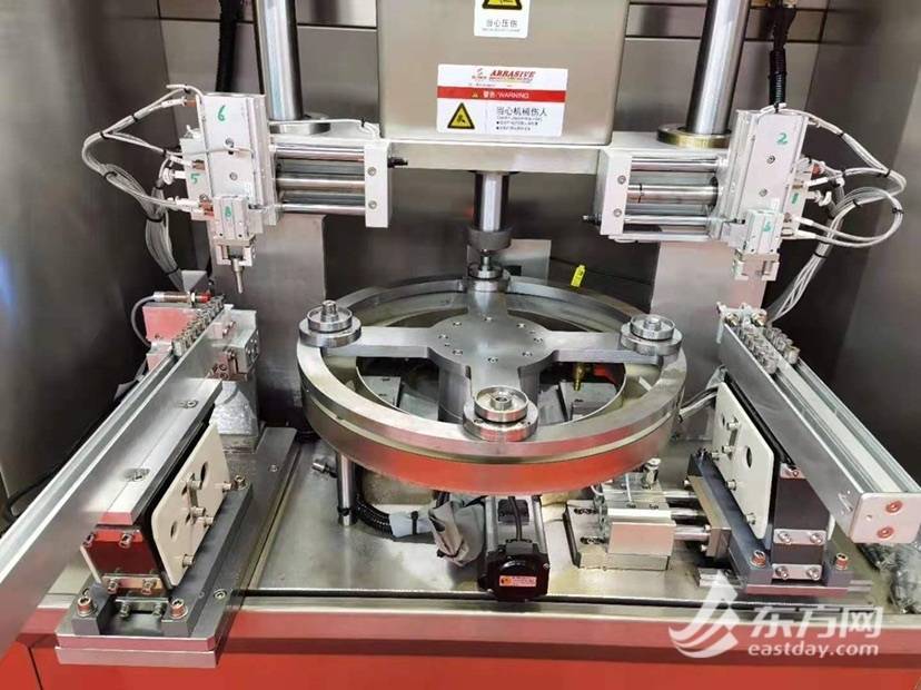 中国国际模具技术和设备展开幕 助力中国制造升级优化(图3) 中国国际模具技术和设备展开幕 助力中国制造升级优化(图3)