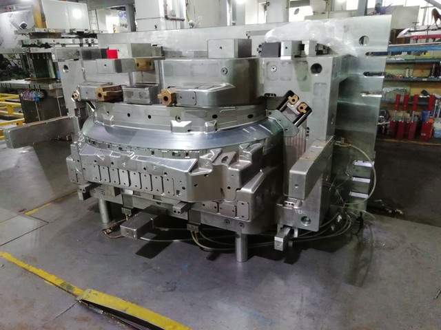 模具界的奥斯卡：2024kaiyun网站北京武汉汽车模具及制造技术展览会完美交融！(图1)