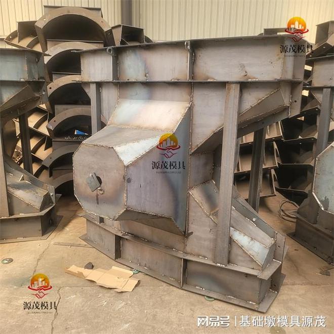 kaiyun开云网站扭王字体模具 源茂混凝土扭王字体钢模具(图1) kaiyun开云网站扭王字体模具 源茂混凝土扭王字体钢模具(图1)