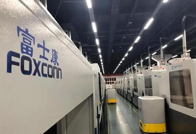 富士康从越南拉kaiyun登陆入口开云回大量设备和模具：大量企业停工原因不仅是没电(图3)