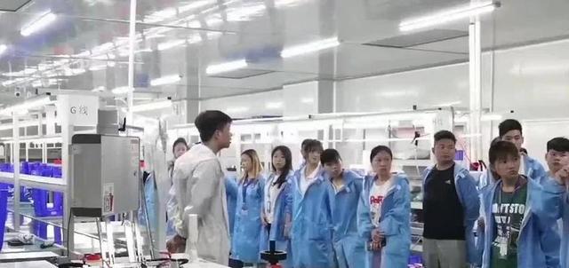 富士康从越南拉kaiyun登陆入口开云回大量设备和模具：大量企业停工原因不仅是没电(图5)
